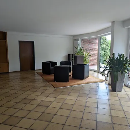 Apartment, Zentrumsnah Mit Pool Und Balkon 巴特埃森