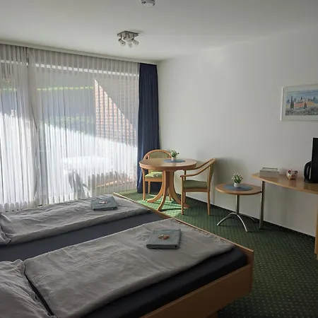 Apartment 9, Zentrumsnah Mit Pool Und Balkon Bad Essen