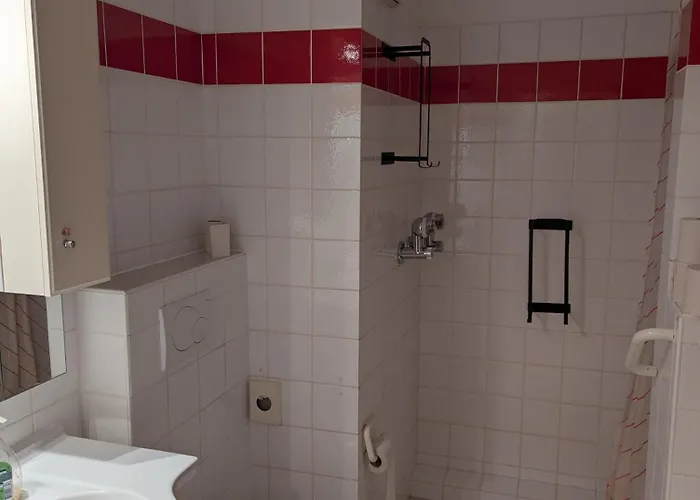 Apartment, Zentrumsnah Mit Pool Und Balkon * 巴特埃森