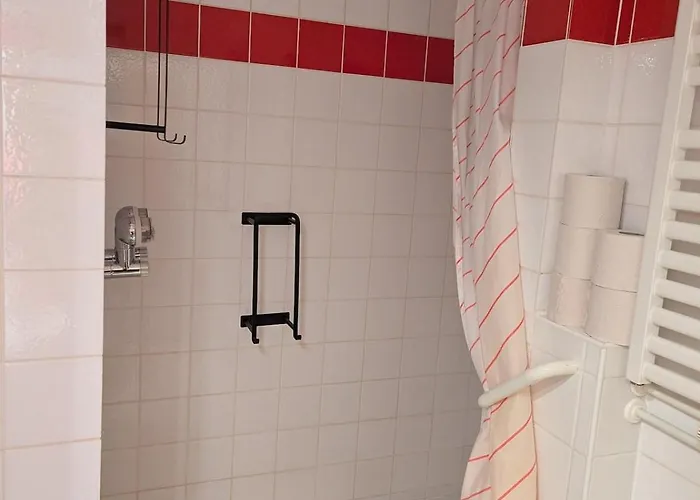 Apartment, Zentrumsnah Mit Pool Und Balkon 巴特埃森